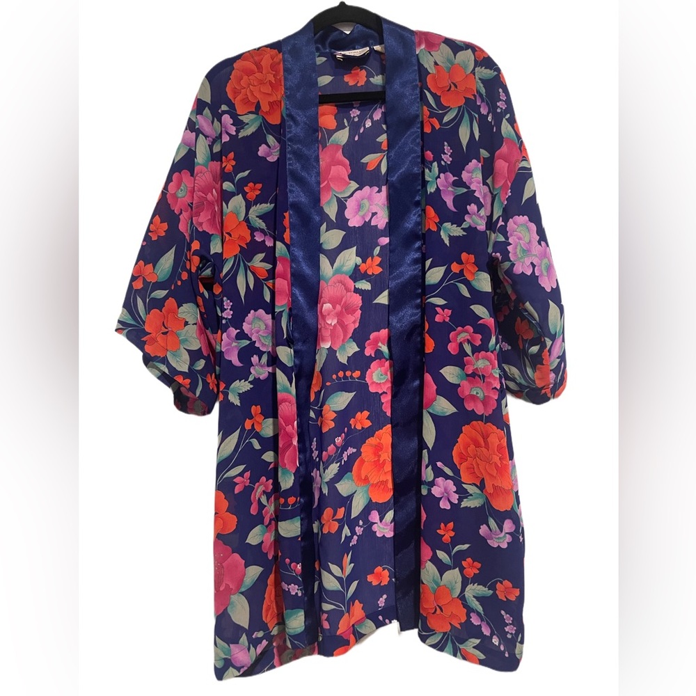 Victoria's Secret Vintage gold label Floral Kimono Robe - One Size